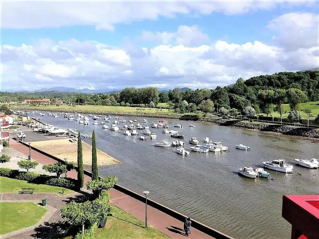 Appartement Saint-Jean-de-Luz, 4 pièces, 6 personnes - FR-1-4-616