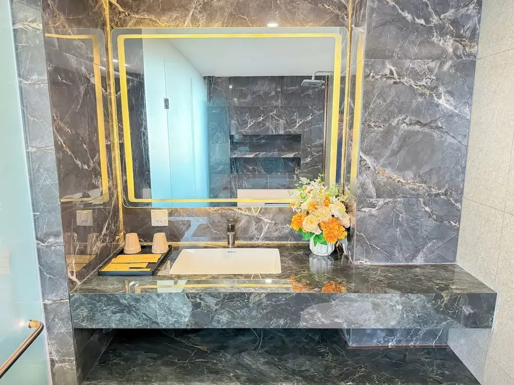 Bien Sao Hotel Duong Quang Ham