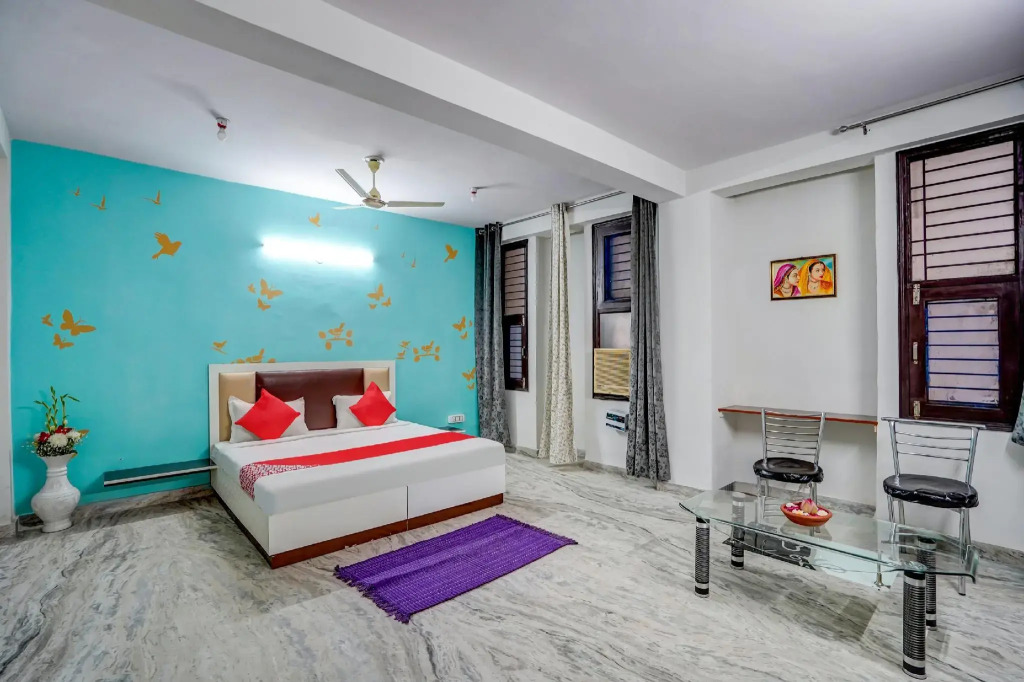 OYO Flagship 78740 Tushika Residency