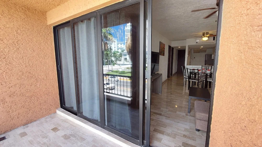 Cancún Suites Apartments - Hotel Zone