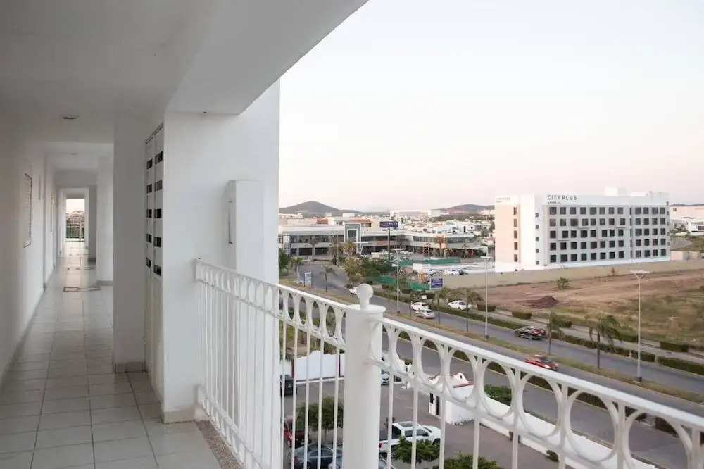 Condos Puesta DS ByTrvl2hm