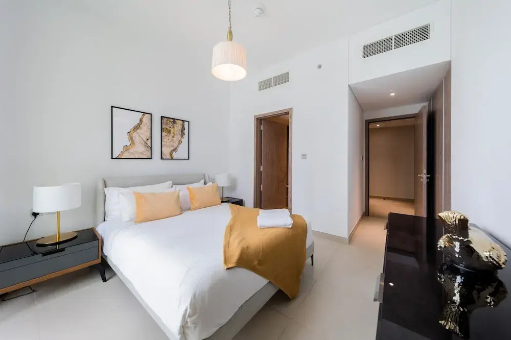 EDEN'S Homes & Villas - LIV Residence