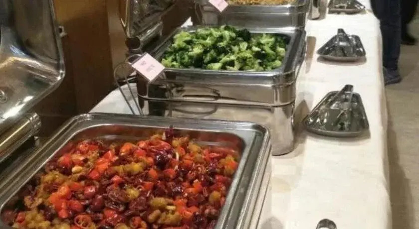 Longwei Hotel