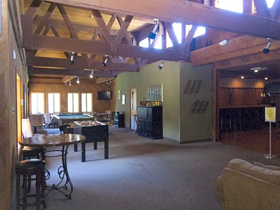 Snowcreek Resort
