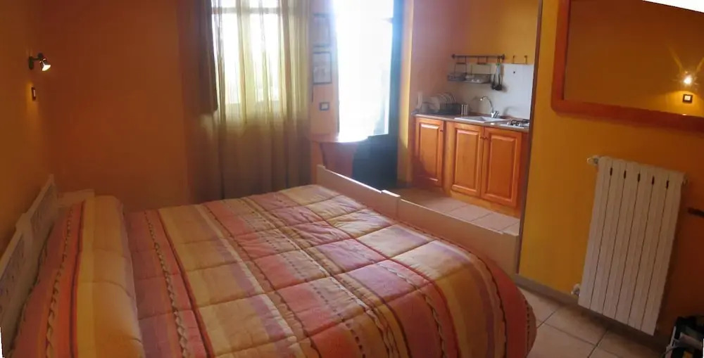 Studio in Modica, With Pool Access, Enclosed Garden and Wifi - 15 km F