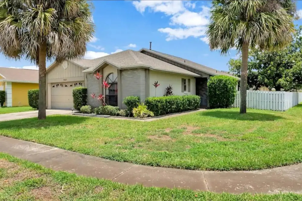 Sunset Oasis Retreat - Pool, Patio, And More! 2 Bedroom Home by RedAwning