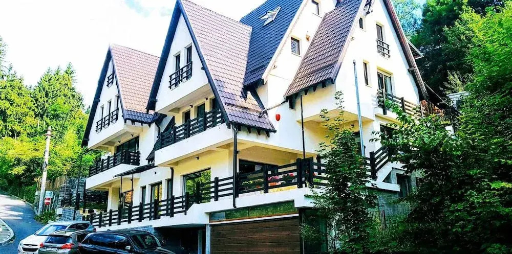 Casa Varful Cu Dor