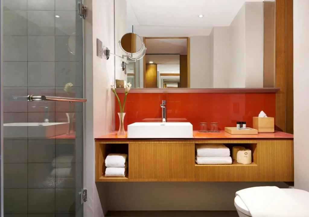 Oasia Hotel Downtown, Singapore by Far East Hospitality