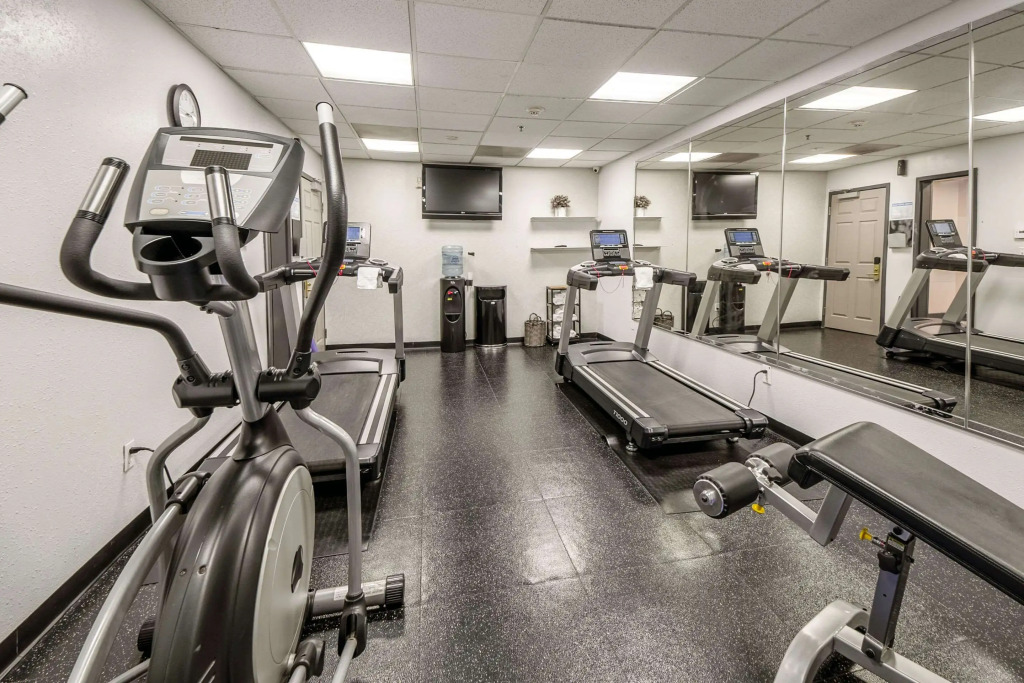 Country Inn & Suites by Radisson, Ontario at Ontario Mills, CA