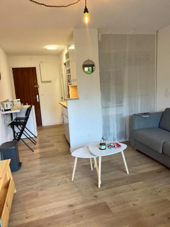 T2 avec magnifique vue mer, piscine, clim, parking