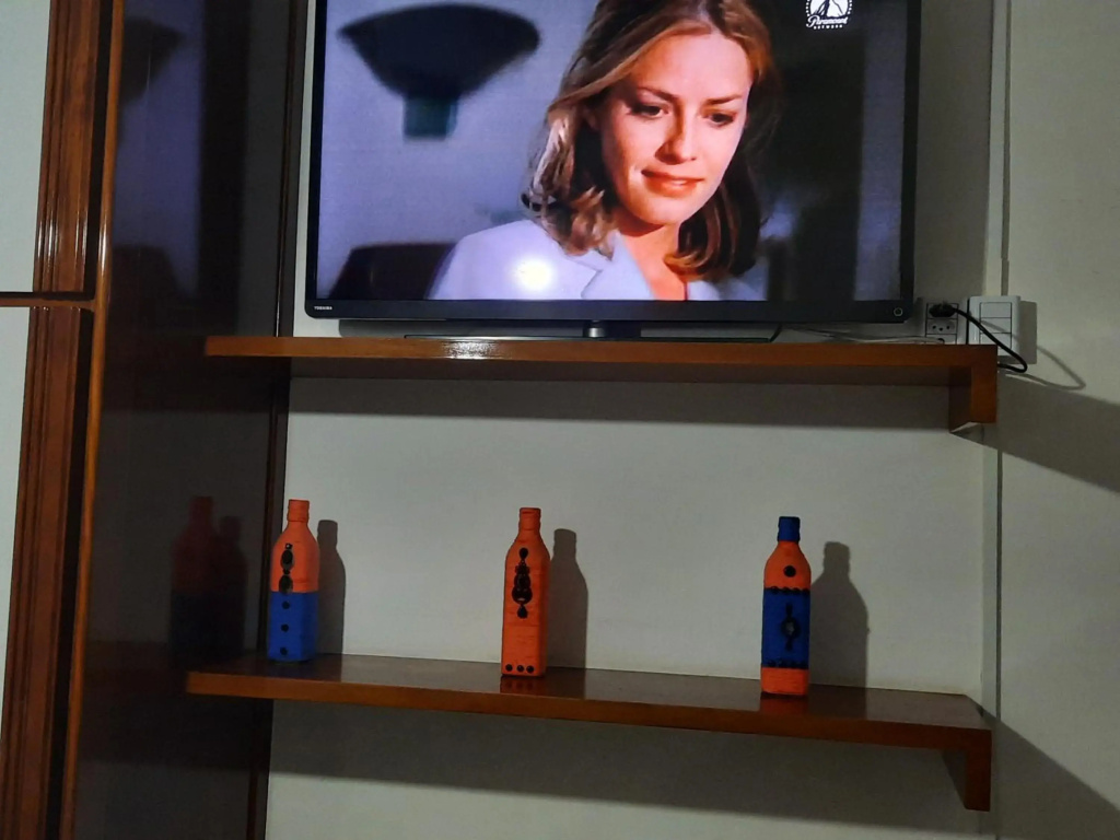 Apartamento Frente para o Mar-PÉ NA AREIA -VISTA TOTAL PARA O MAR -ÁREA DE CHURRASCO PRIVATIVA COBERTA-WIFI-NETFLIX -DISNEY PLUS -STARMAX- HBO MAX - JOGOS- FIRE TV STICK POR COMANDO DE VOZ- TV DE ASSINATURA EM TODOS OS QUARTOS