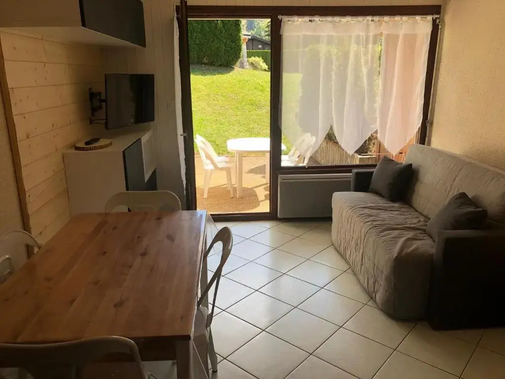 Appartement La Clusaz, 1 pièce, 4 personnes - FR-1-459-64