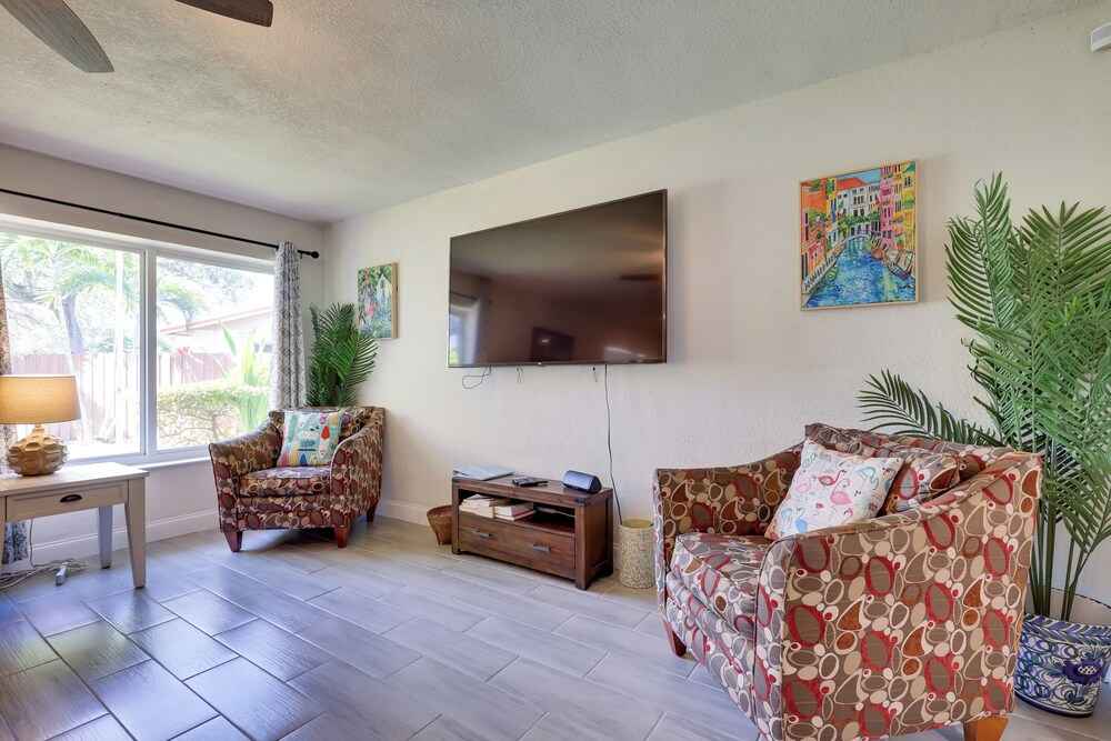 Pool & Patio! Gem 4 Mi to Fort Lauderdale Beach