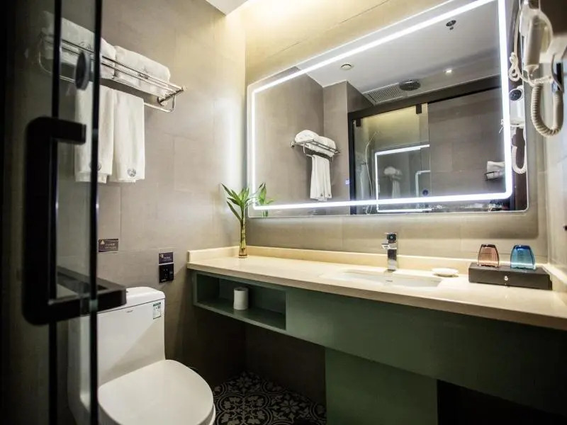 GEM Hotel Luoyang Longmen High Speed Railway Station Univerisity Town