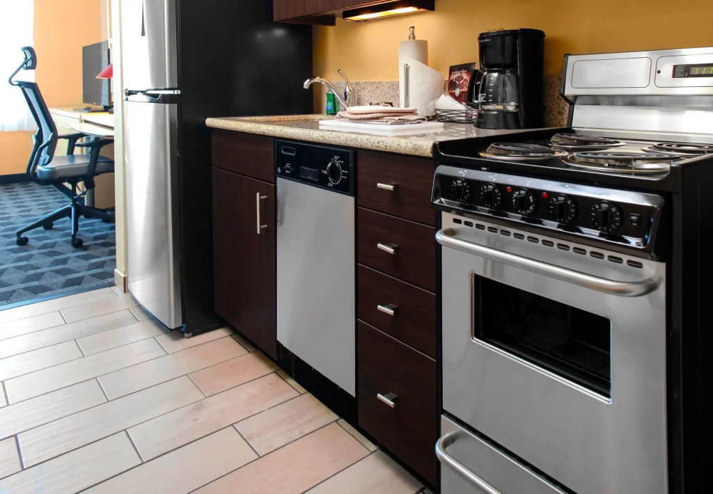 TownePlace Suites by Marriott Bakersfield West