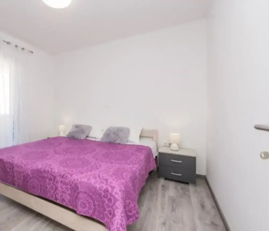 Modern Apartment in Pakostane With Barbecue