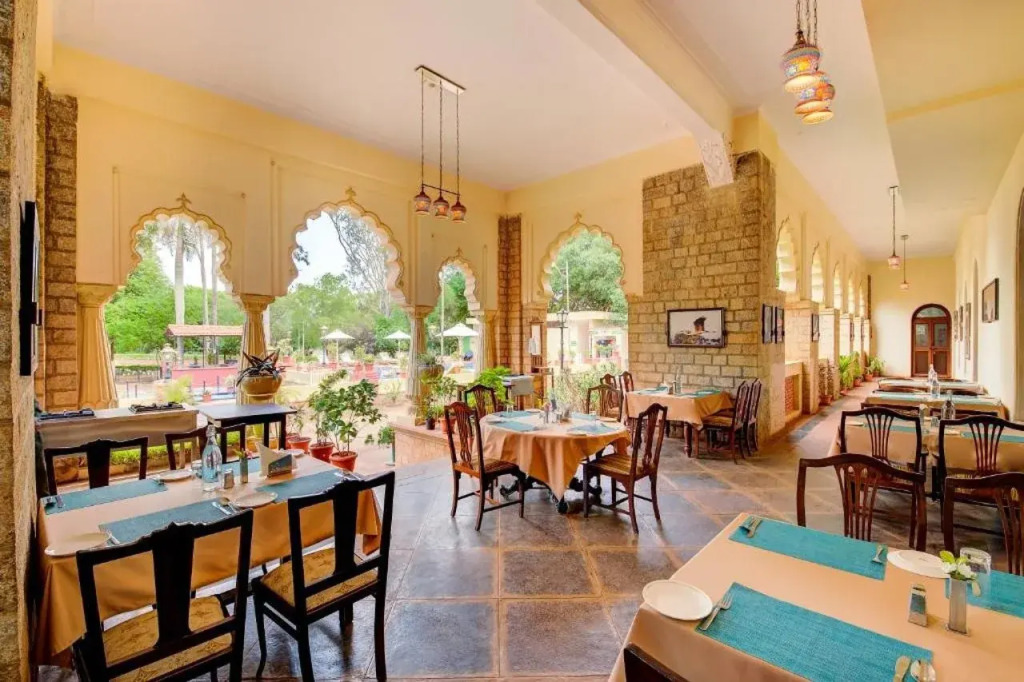 WelcomHeritage Shivavilas Palace, HAMPI