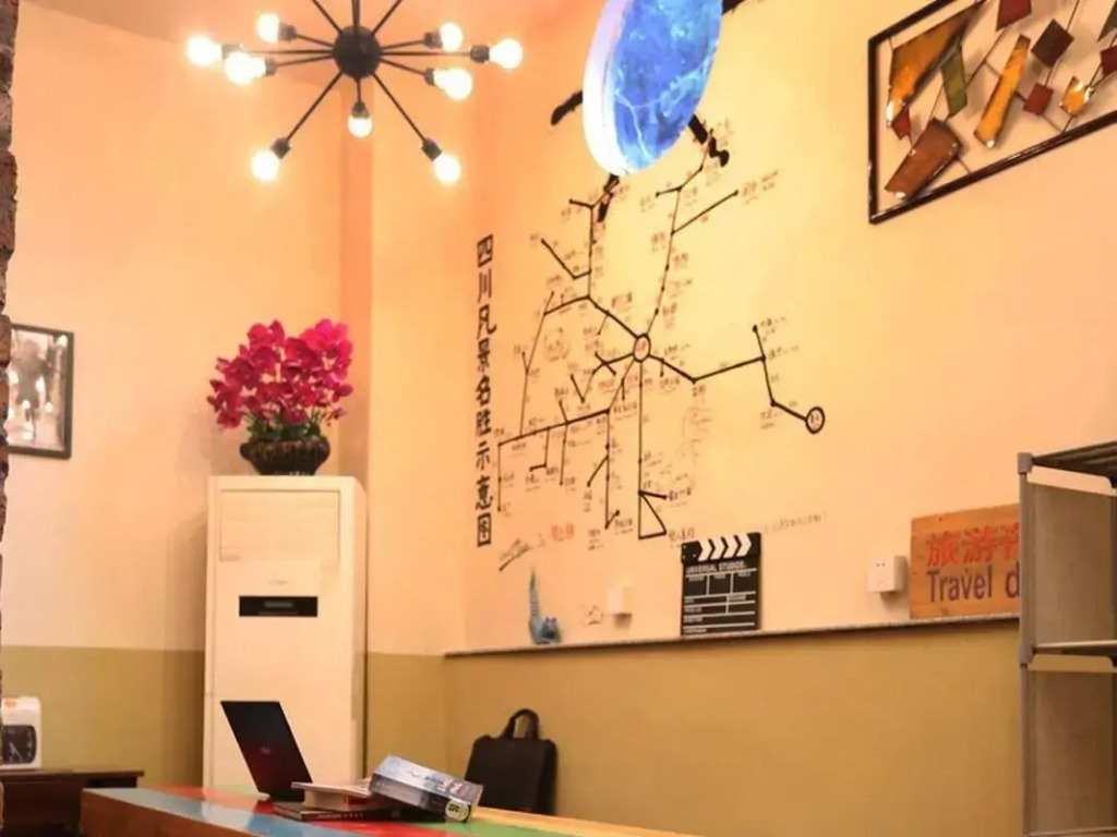Terra Art Zen Hotel with Rooftop Zen Garden, Veggie Dining,Pick-up service,English speaking,Free Laundry