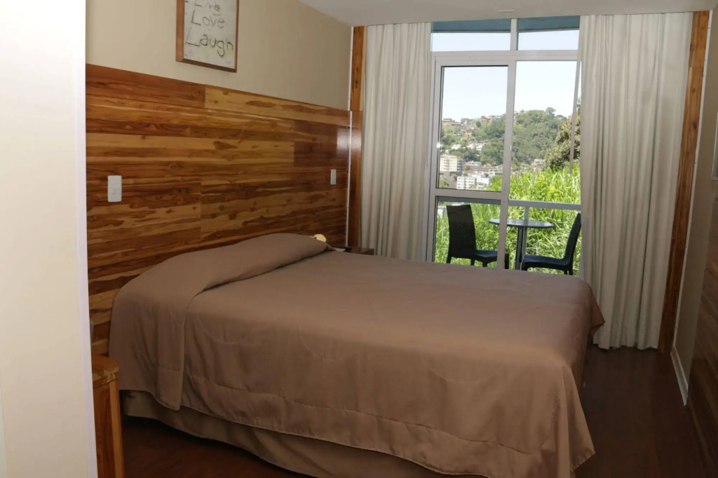 Hotel Petropolis Inn