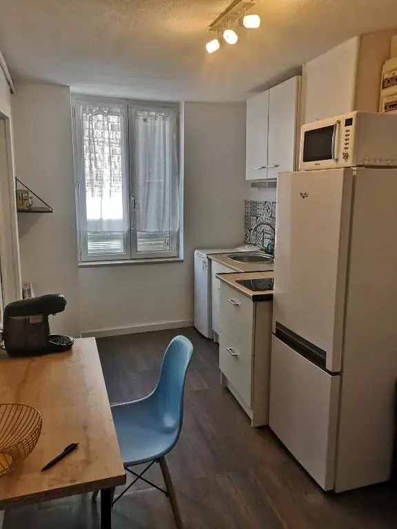 Appartement entier 35M2 Avenue Emile Zola