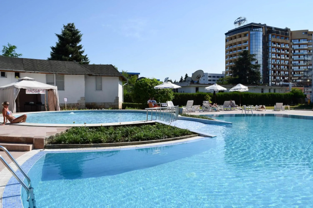 Balaton Hotel