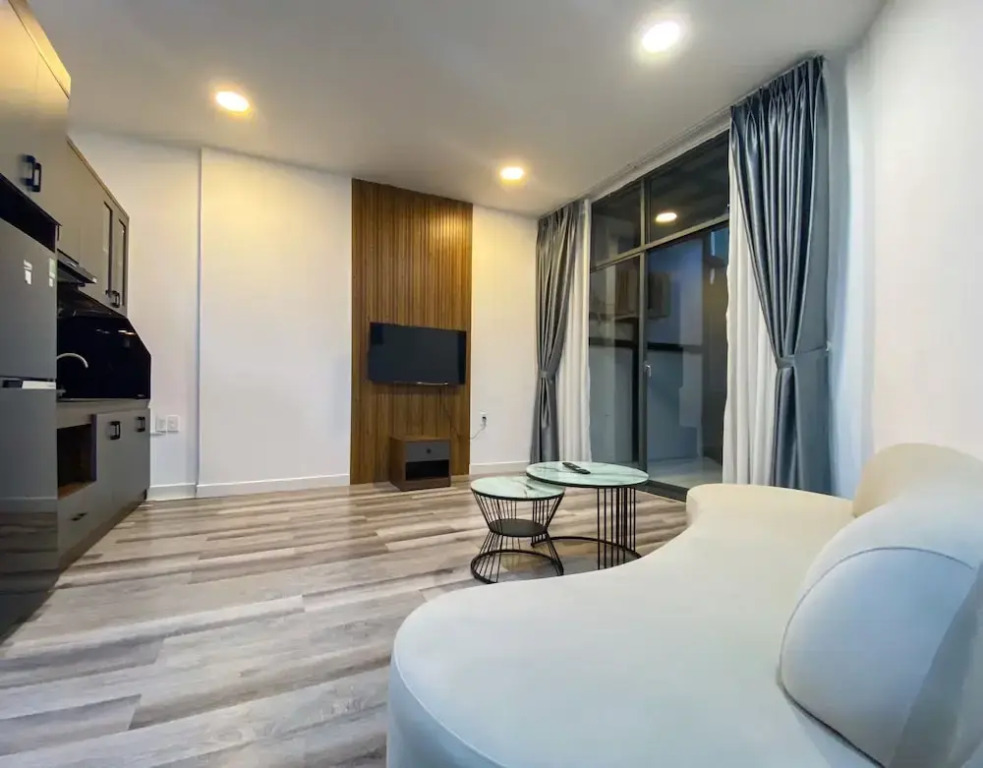 Zeus Living - 7C Downtown By Feet