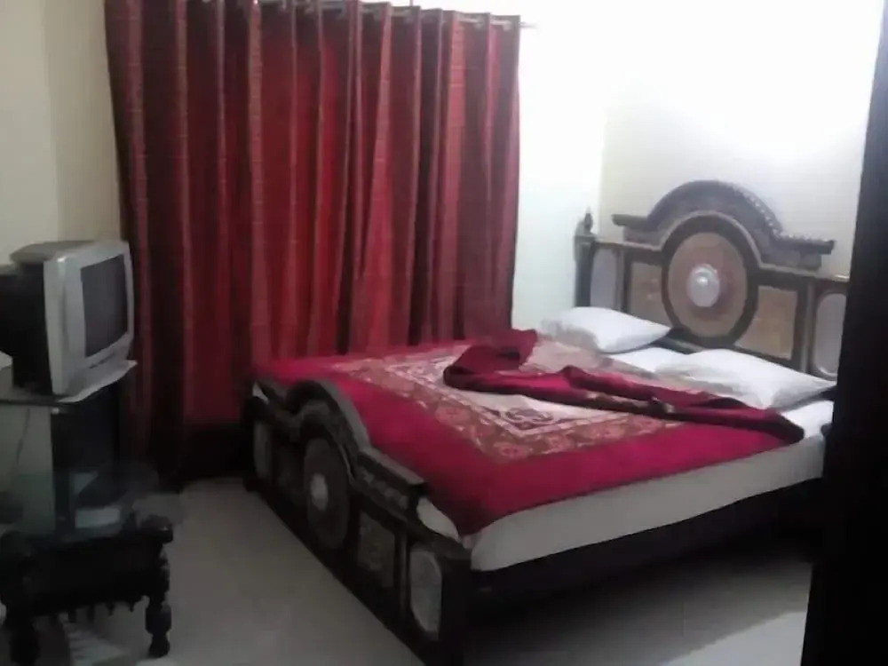Libra Family Guest House