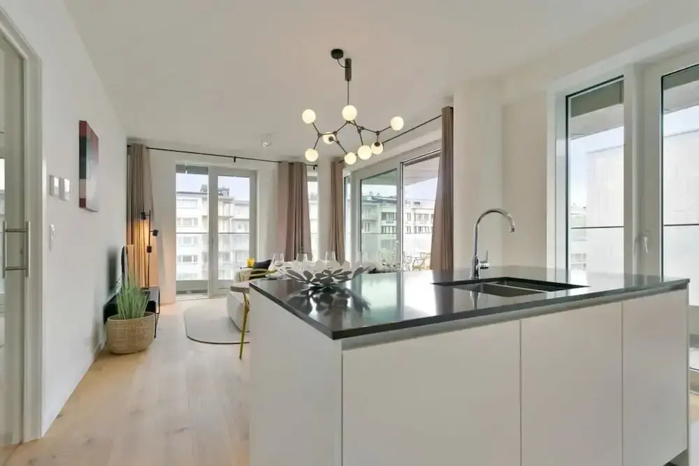Bright Modern Apartment With Terrace Near Beach