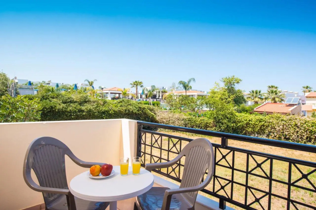 W Suites by Estia