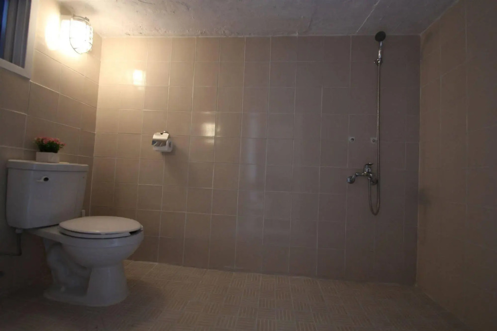 ICOS Guesthouse 1 - Female Only