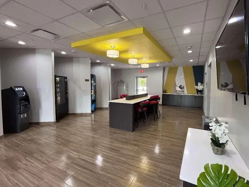Studio 6 Dallas, TX - Fair Park