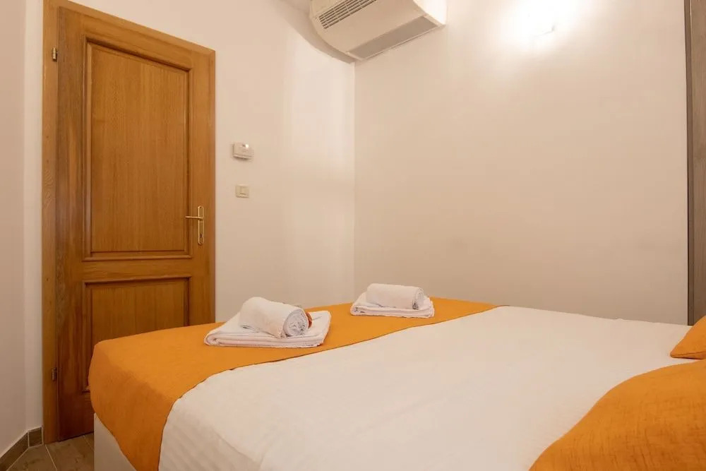 Makarska Beach Apartments Lucija