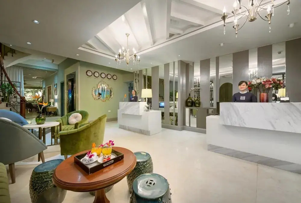 Hanoi Center Silk Hotel & Travel