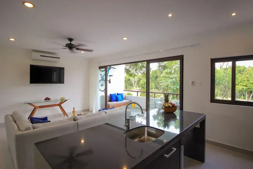 Golf View 1 Bedroom Condo by Olahola