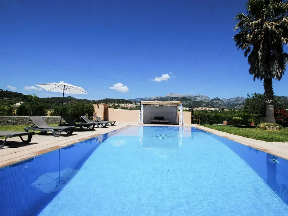 Cosy Finca With big Private Swimming Pool Very Centrally Located on the Island