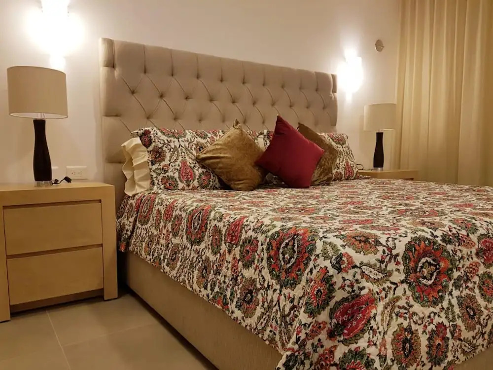 Cute 1 BR in amazing location by Happy Address