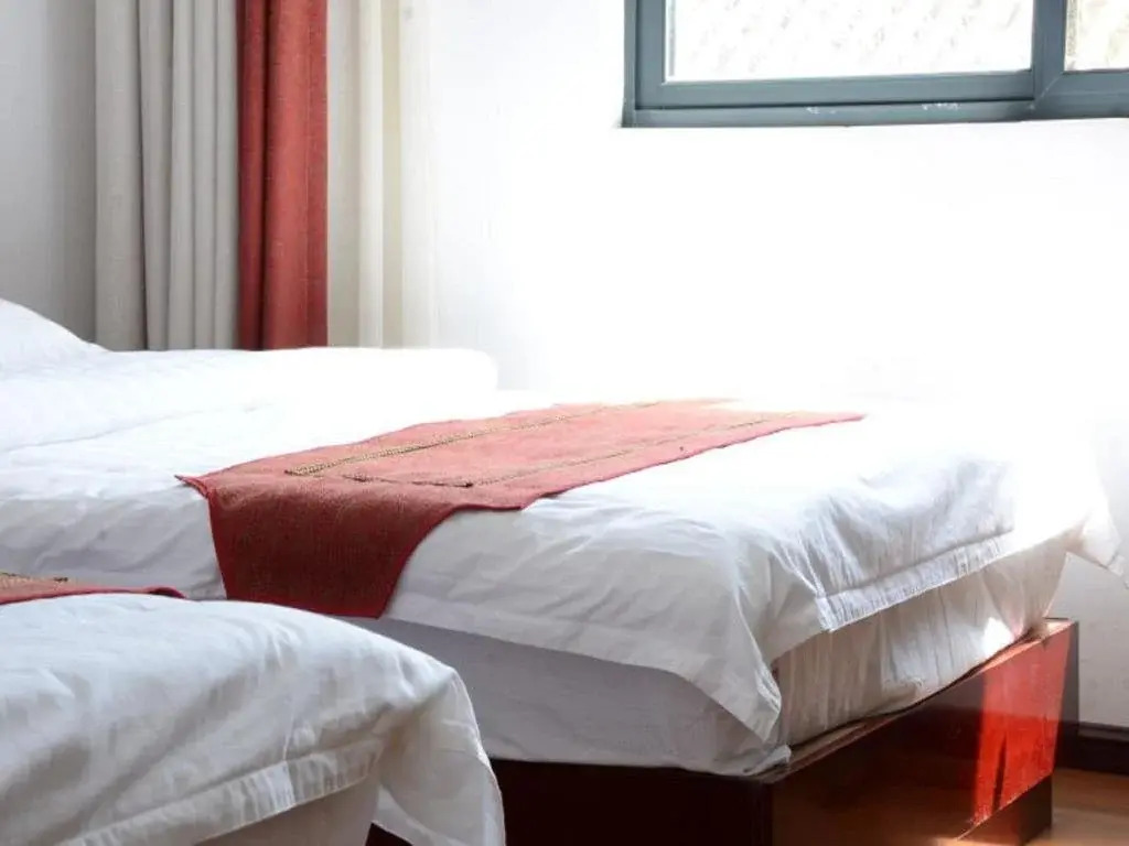 Dali Ancient Town Liubai Coffee Hostel