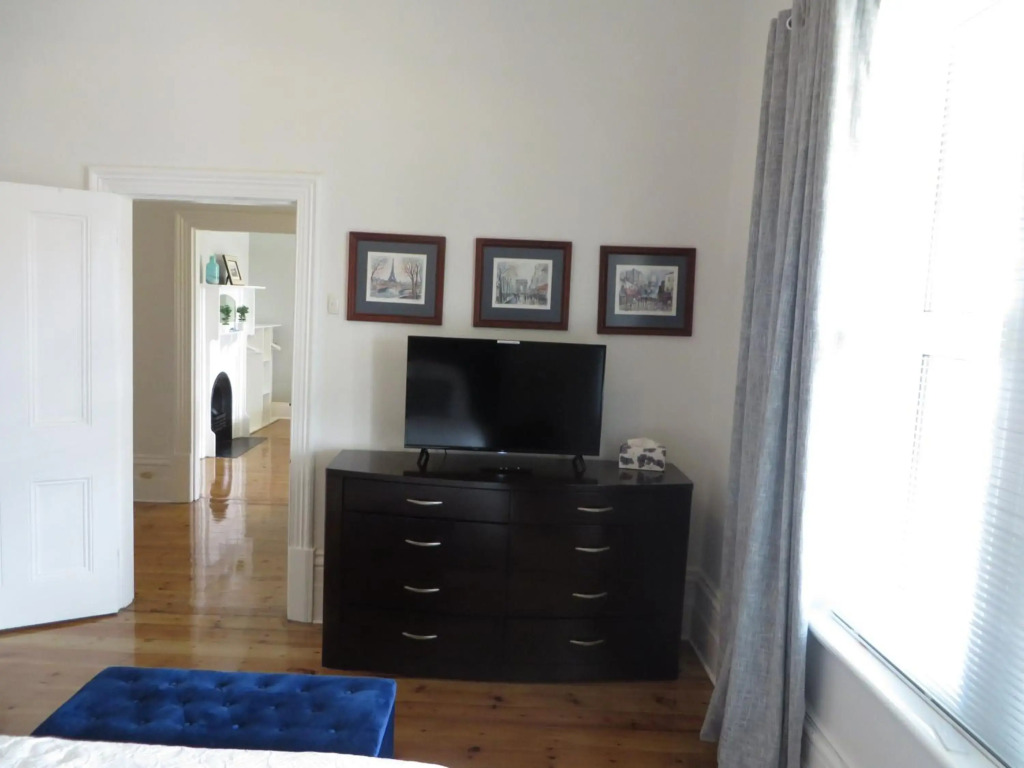 Semaphore Sea Breeze-Family Beach-Heated Plunge Pool Holiday House 4 brm 2 bath