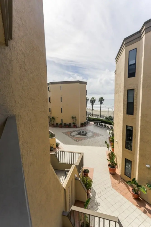Oceanfront 2BR in Pacific Beach by Sonder