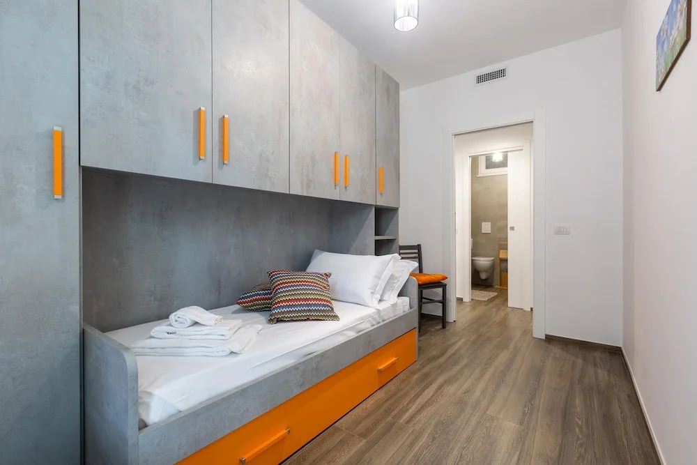 3182 Conteduca Apartment by Barbarhouse