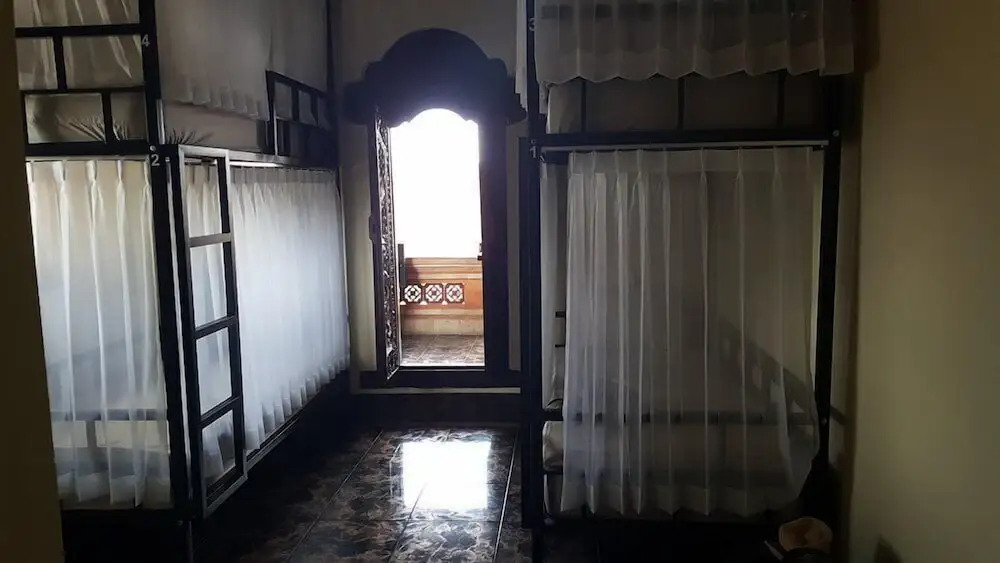Inn Between Hostel