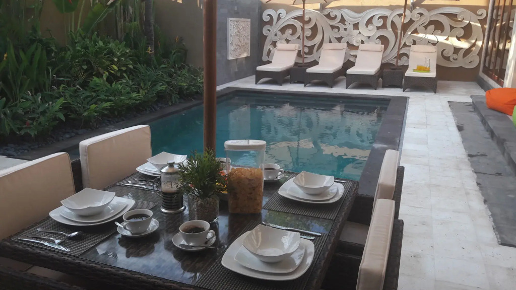 Exquisito Villa 2