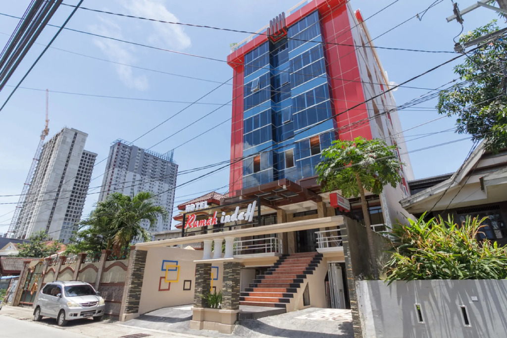 RedDoorz Plus at Boulevard Panakkukang Makassar