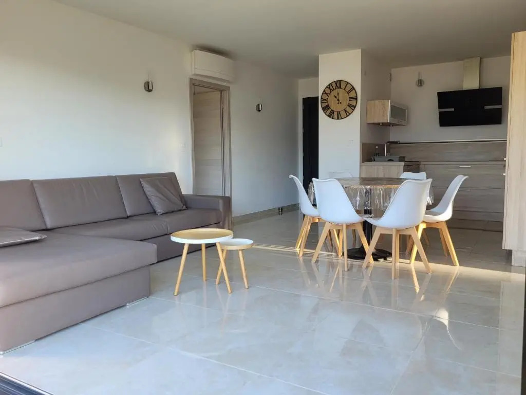 Appartement neuf 3 chambres vue mer Propriano