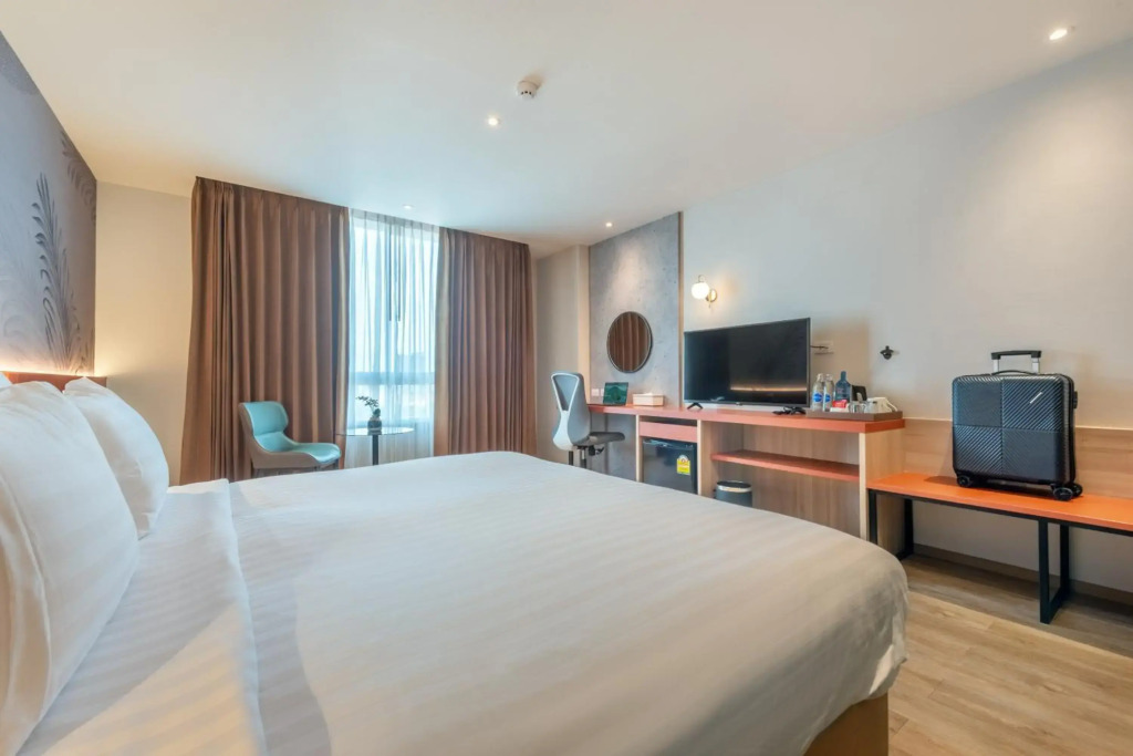 Buri Sriphu Hotel