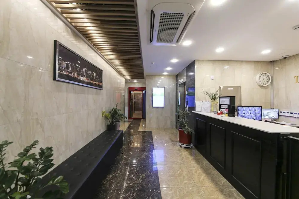 The City Hotel