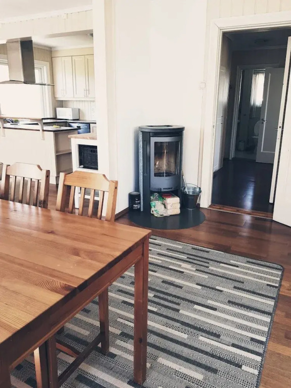 StayPlus 3BR City Apartment With Garden