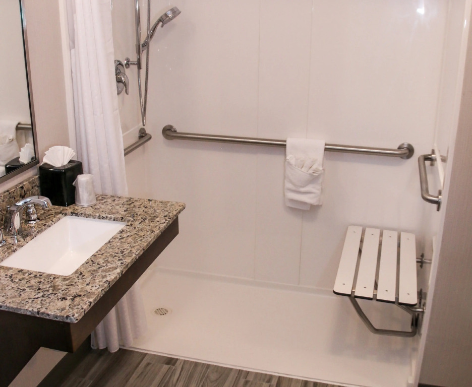 Holiday Inn & Suites Denver Tech Center-Centennial by IHG