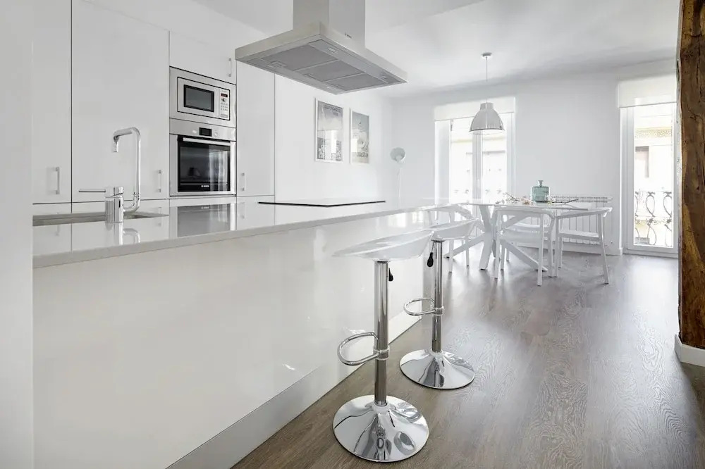 BaiHouse Apartment by FeelFree Rentals