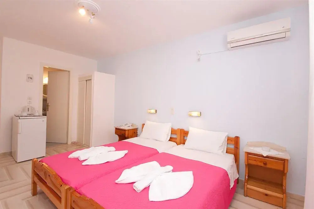 Hotel Marinos